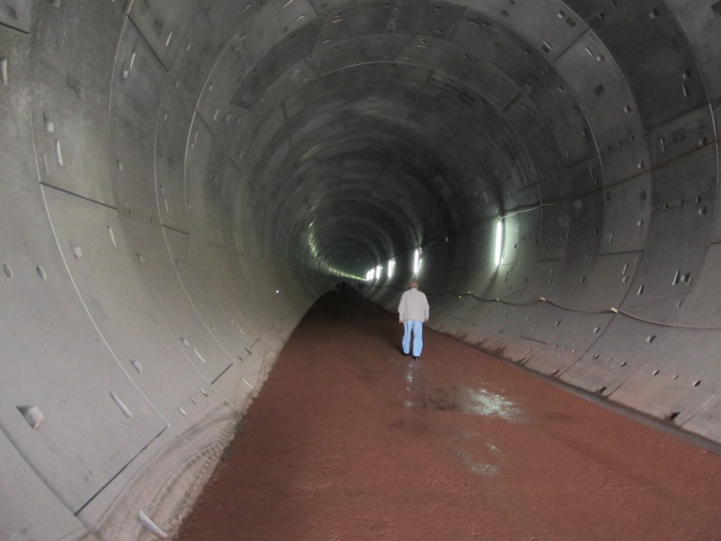 Im Inneren der neuen Tunnelrhre des Kaiser-Wilhelm-Tunnels am 23.06.2012