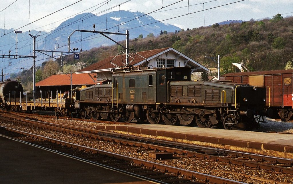 Im Juli 1983 konnte Ce 6/8 II 14275 noch im Rangierdienst im Bahnhof St. Maurice angetroffen werden