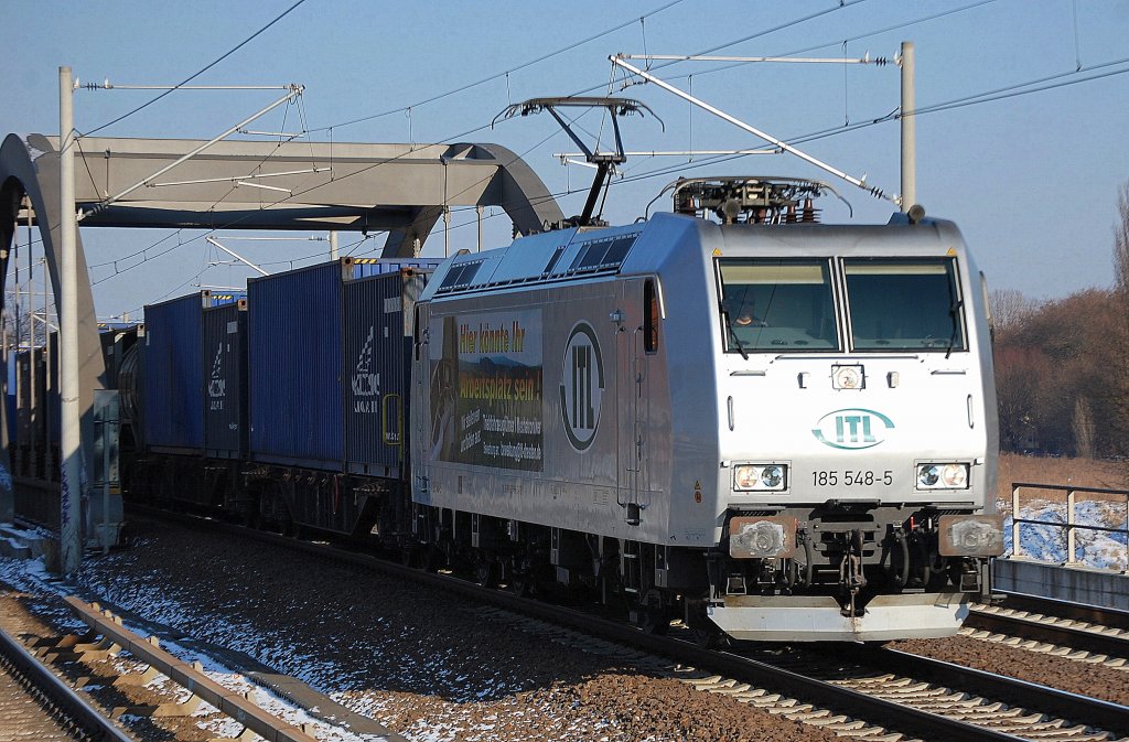 ITL 185 548-6 (91 80 6185 548-5 D-ITL) mit Containerzug