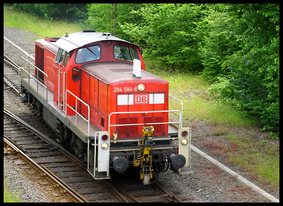 Juli 2012 / Diesellok 294 584 -8 bei Rangierarbeiten im Bahnhofsbereich Brgge/Westf. - 