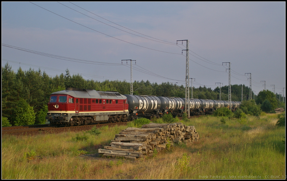 LEG 132 004 / 232 004 mit GATX-Kesselwagen am 20.06.2013 in der Berliner Wuhlheide