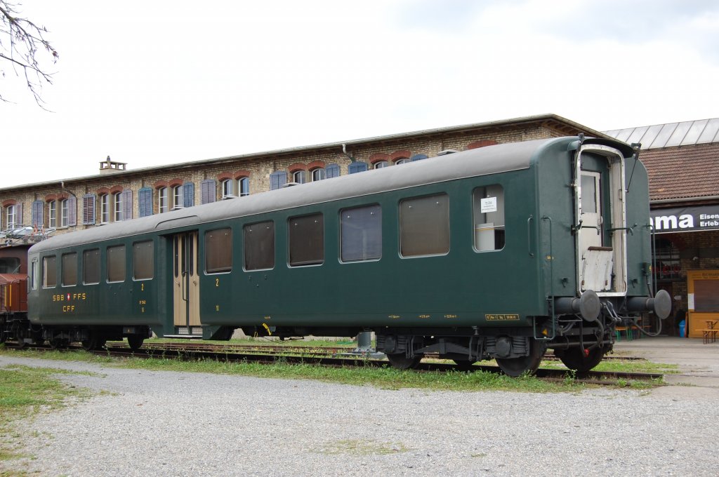 Leichtstahlwagen B 5943 des Eisenbahnclub Schaan-Vaduz, am 8.9.2011 abgestellt im Locorama Romanshorn, nun auch mit Beschriftung.