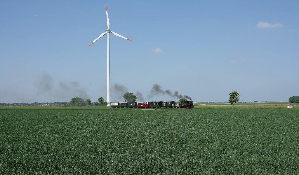 Lok 5 befuhr am 19.05.13 mit einem Pz das freie Feld bei Stahe.