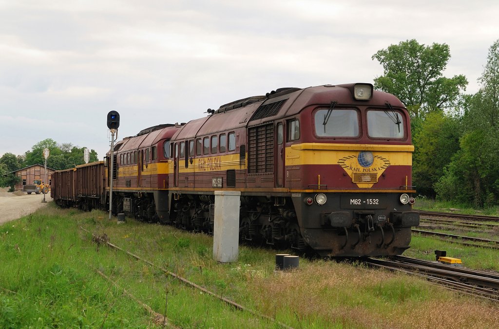 M62-1532 und M62-961 (Rail Polska) in Paczkow (17.05.2011)