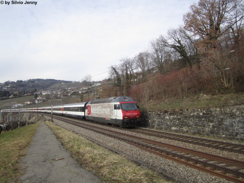 Meine Ttigkeit als Lokfhrer in der Romandie endete Ende Mrz. Als Abschluss mchte ich euch ein spezielles Bild prsentieren. Es handelt sich um die Re 460 031-8 ''MobilBonus'', die am 16.3.2013 mit dem Auto-Salon Extrazug 30737 den Lavaux erklimmt. Ab sofort werden von meiner Seite wieder vermehrt Bilder aus der Deutschschweiz auf bb.de erscheinen.