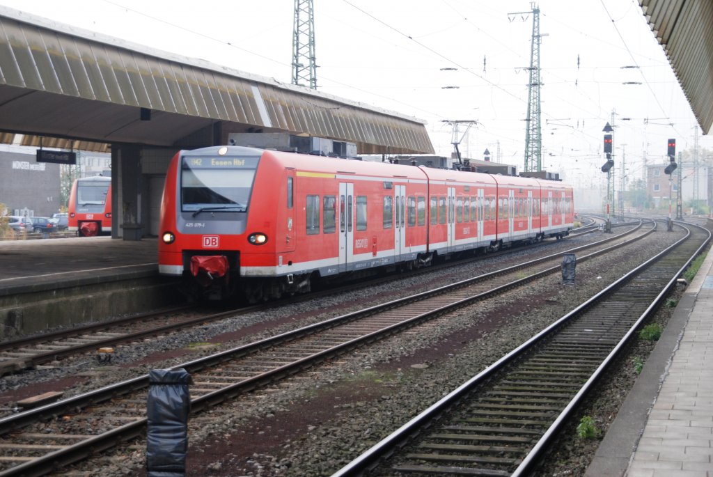 Münster / Westf., 31.10.2009, 425079-1 than in RB42 to Essen