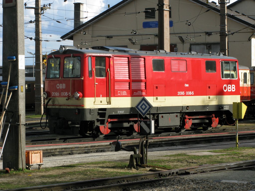 BB 2095 der Mariazellerbahn in St.Plten Alpenbahnhof