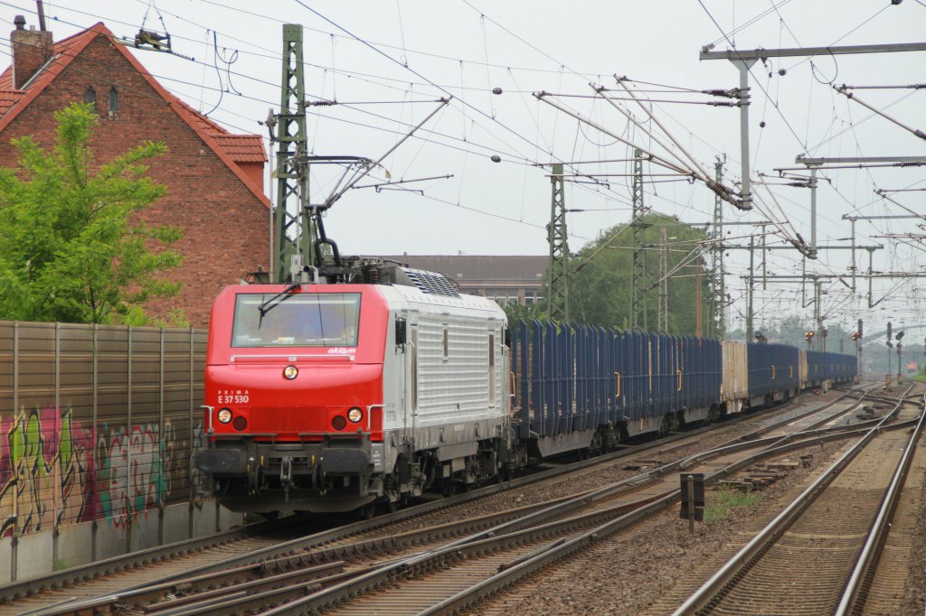 PRIMA E 37 530 mit einem Gz, am 01.06.2013 in Hannover Linden/Fischerhof.