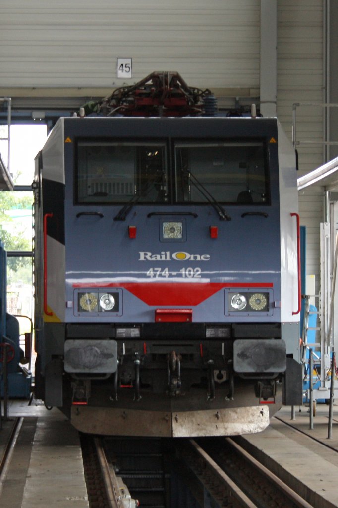 RailOne 474 102 am 1.7.12 in Wegberg-Wildenrath.