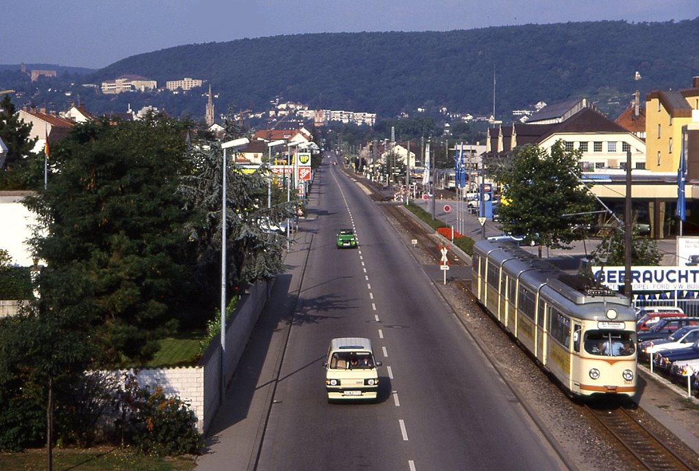 Rhb Tw 1021 am Ortsrand von Bad Drkheim, 17.08.1986.