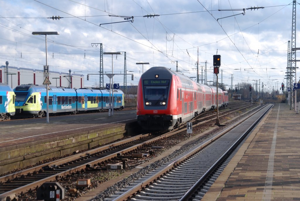 Rheine, 22.11.2009, RE15 of Münster Hbf to Emden at the