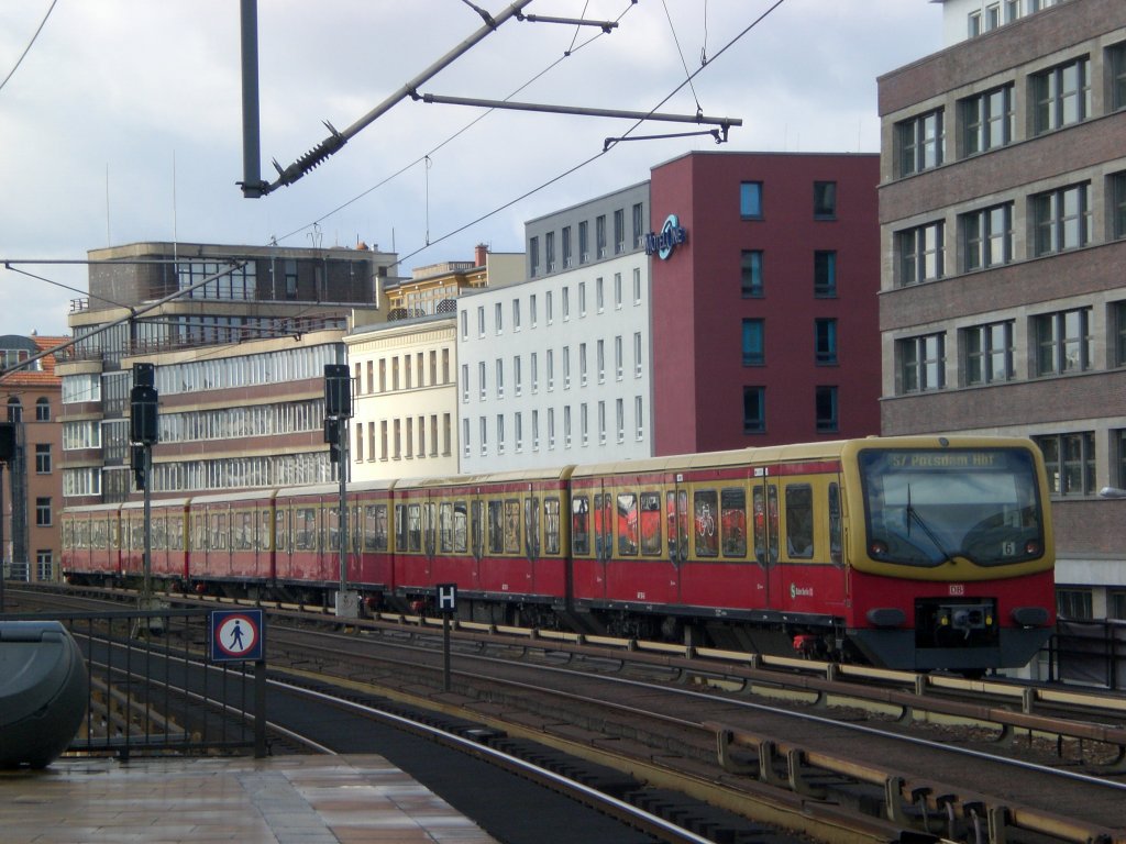 The S-Bahn line 7 to Potsdam main station in the