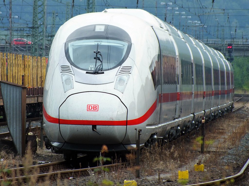 Siemens Velaro D steht abgestellt im Rbf Fulda. Grund sind Testfahrten auf der SFS Hannover-Wrzburg. 24.08.12