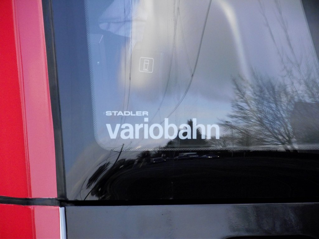 Stadler Variobahn Aufschrift am 21.02.13 in Mainz 
