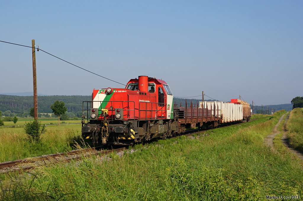 STLB D4 (als Ersatz für die beiden untauglichen 2016 901 und 902) fährt mit VG77263 von Friedberg nach Oberwart. Riedlingsdorf, 17.06.2013
