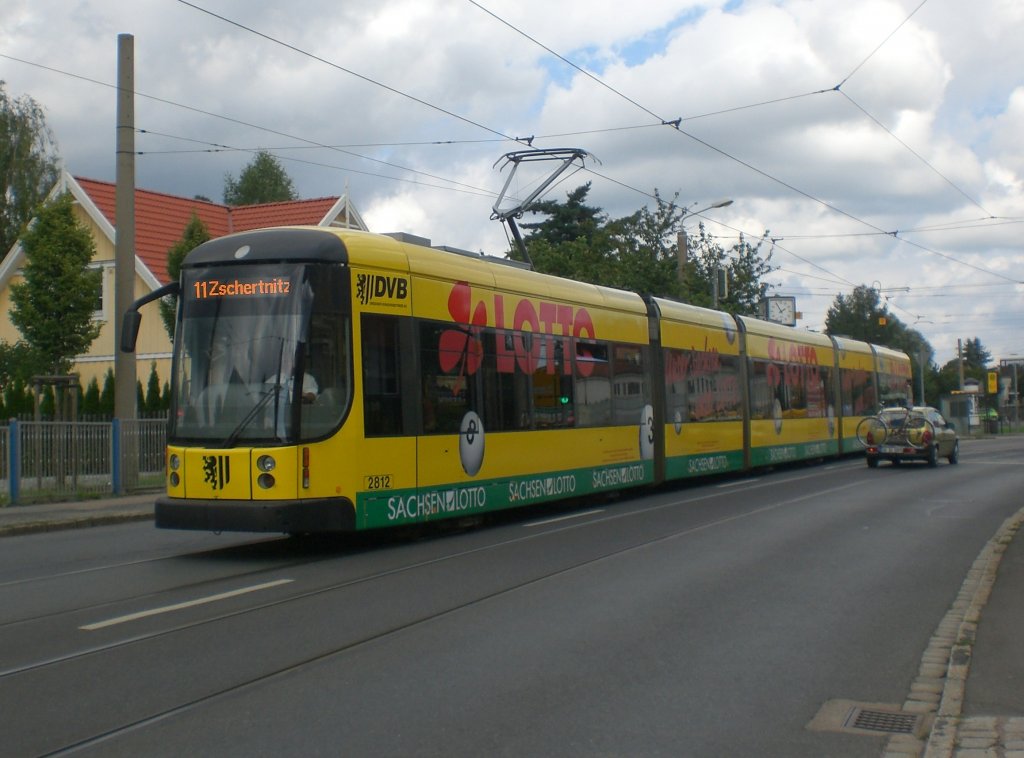 Tram at the stop 11 after Zschertnitz Bühlau. (18/08/2010) (automatically