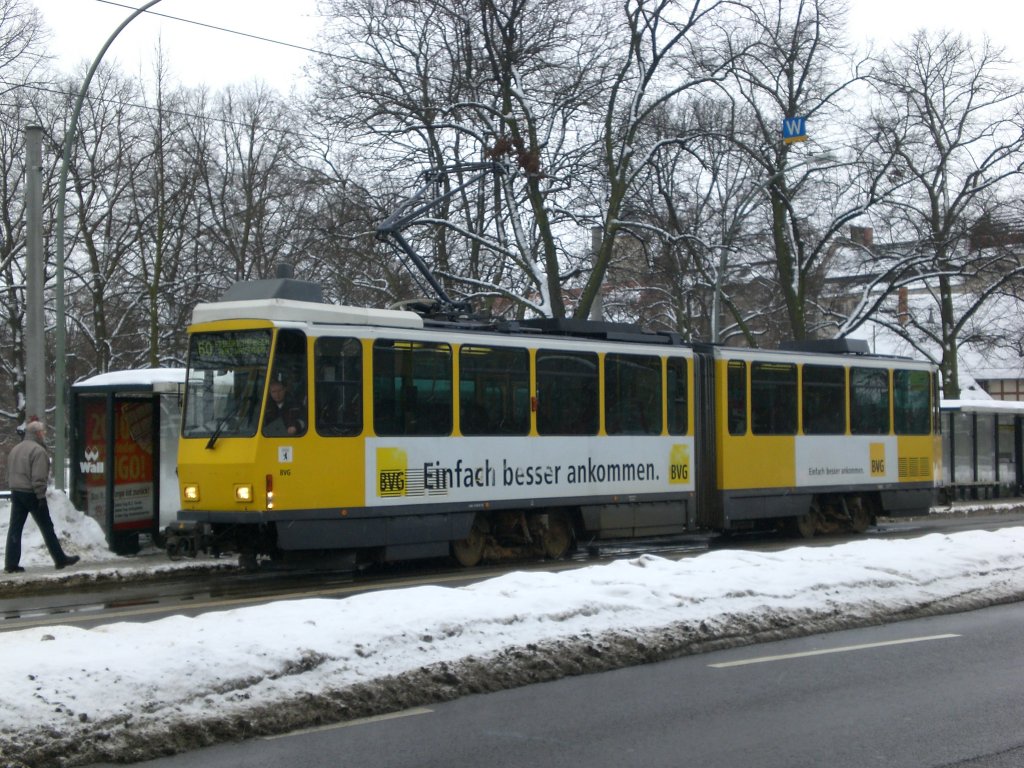 Old tram line 60 to Friedrichshagen waterworks at the stop