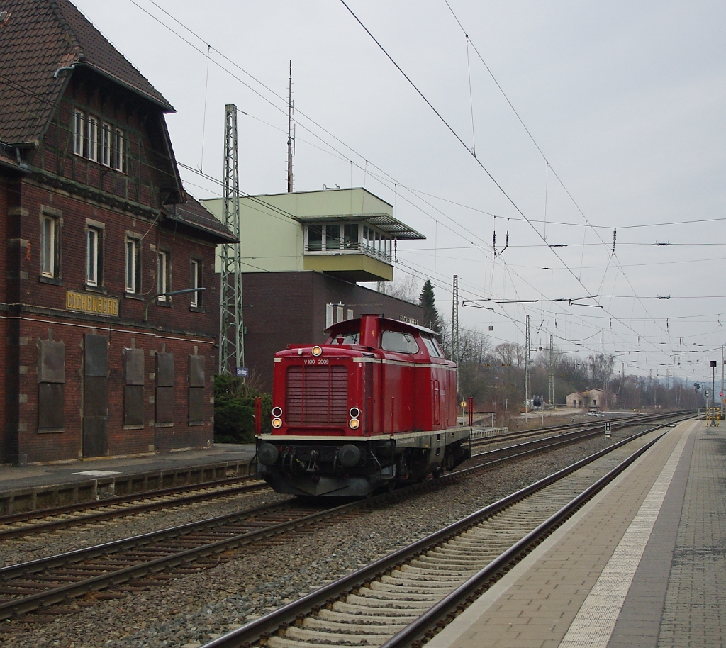 V100 2009 als Tfzf in Fahrtrichtung Sden in Eichenberg. Aufgenommen am 25.02.2011.