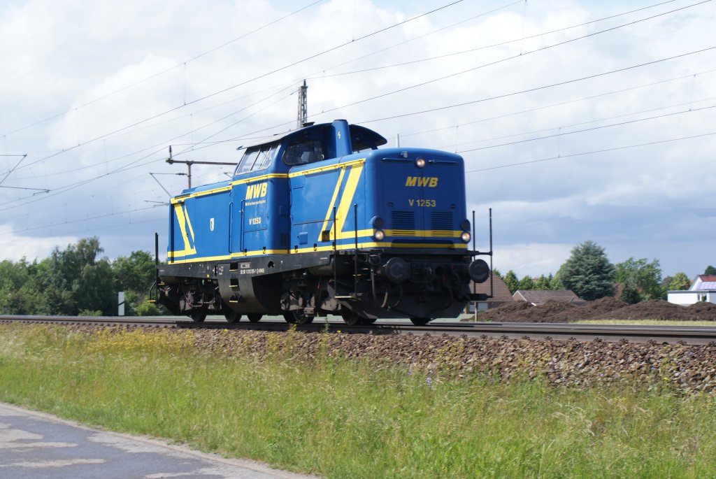 V12.53 der MWB als Lz am 19.06.2010 bei Dedensen/Gmmer.