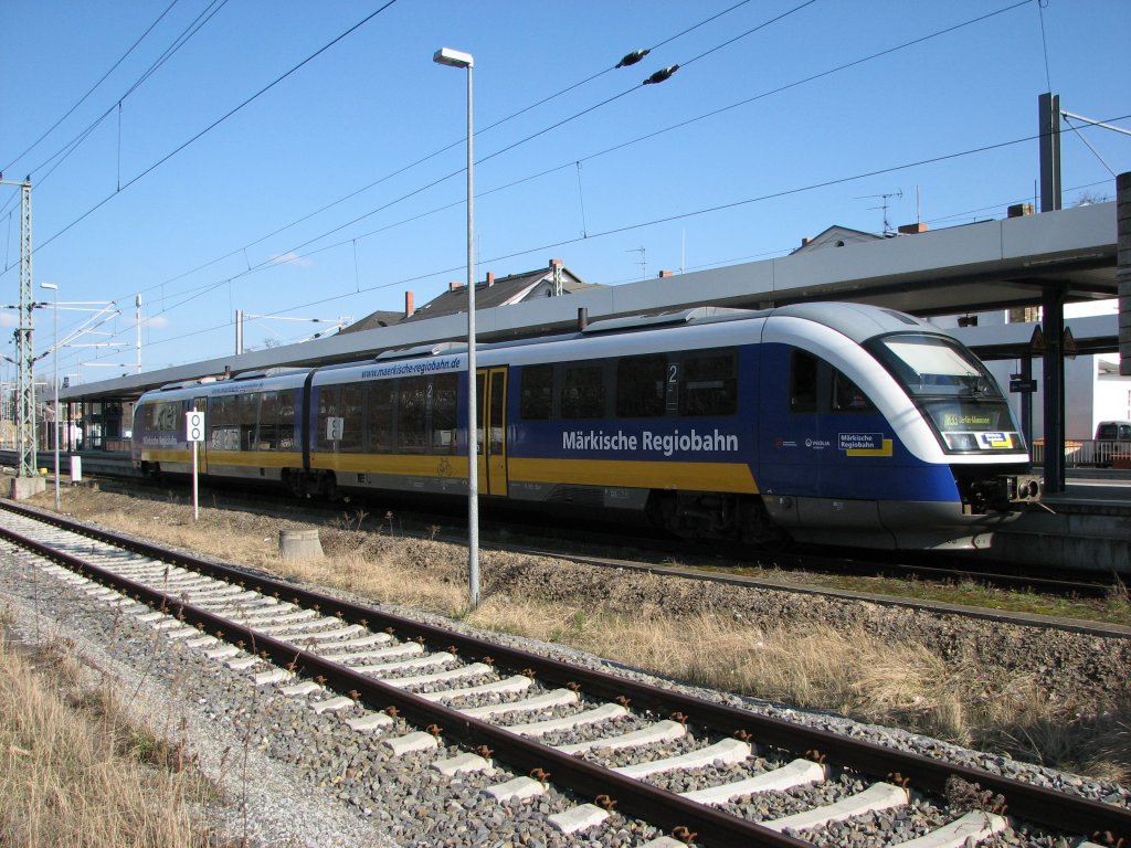 VT Desiro 563 der Mrkischen Regiobahn im Bahnhof von Jterbog bereit zur Abfahrt nach Berlin Wannsee am 10.03.2008