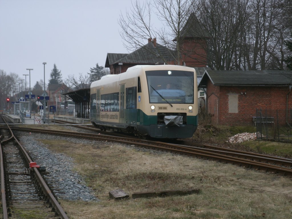 VT650 032-4,von der PRESS,fuhr am Nachmittag,vom 04.Mrz 2011,aus Putbus nach Bergen/Rgen.