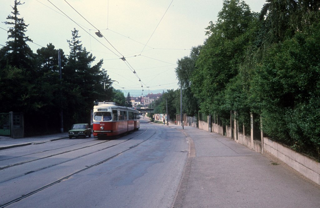 Wien WVB SL 60 (E1 4520) Hofwiesengasse im Juli 1977.