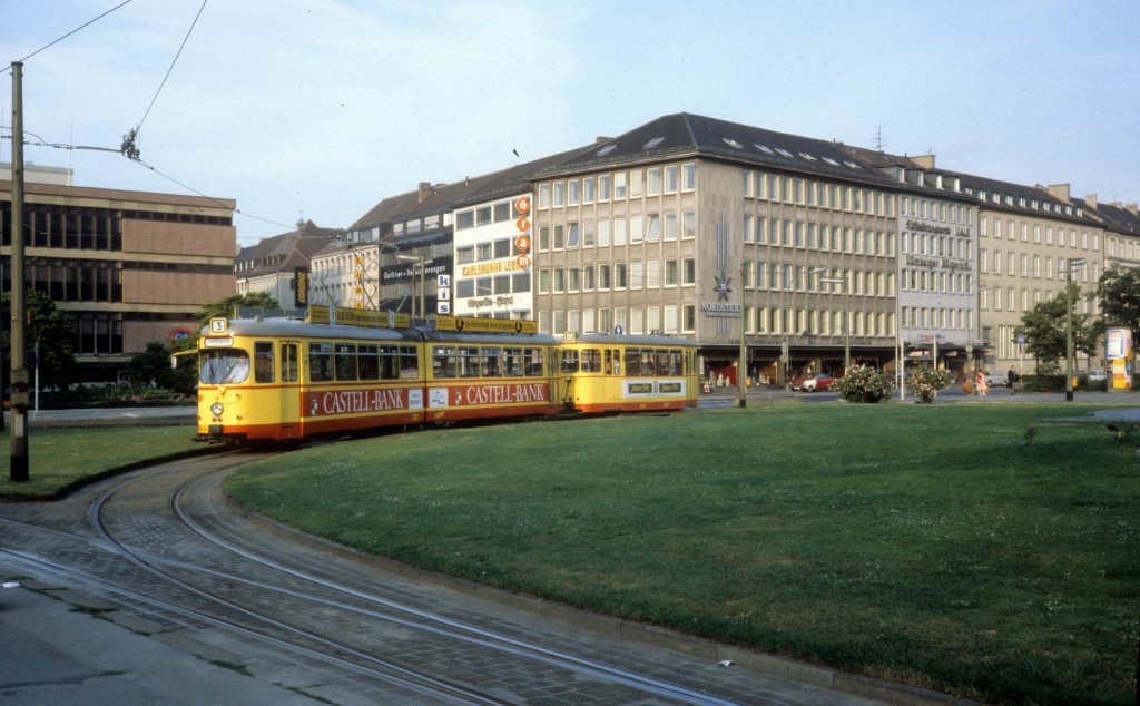 Wrzburg WSB SL 3 (GTw 232 + Bw 262) Bahnhofplatz am 25. Juni 1979.