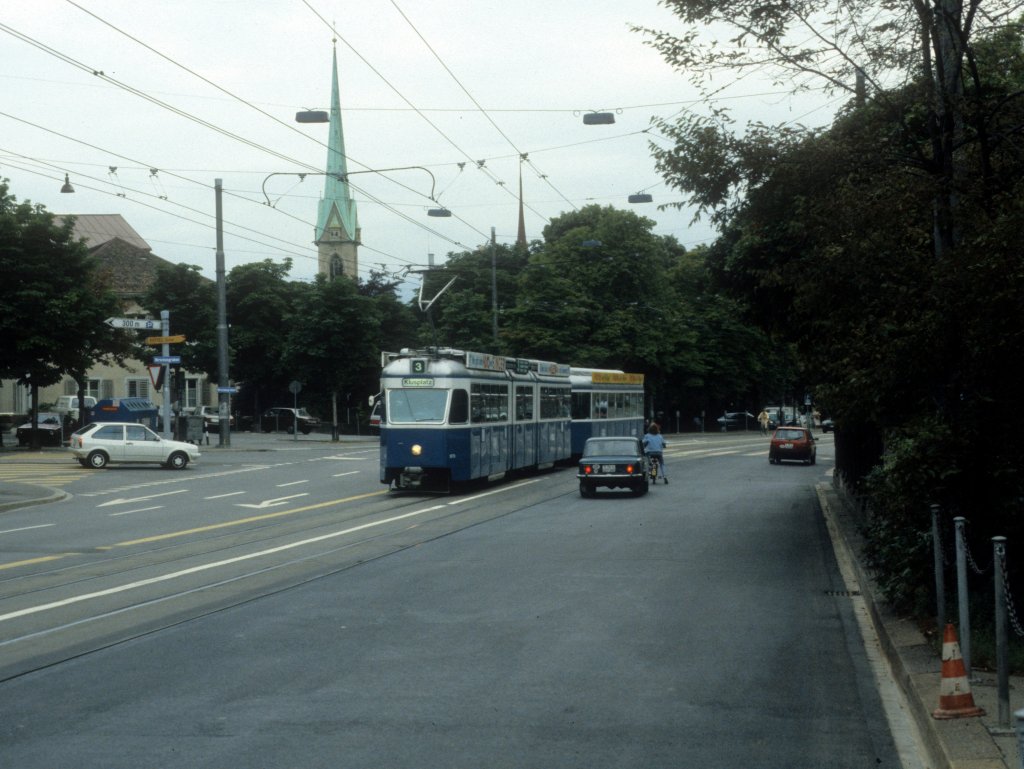 Zrich VBZ Tram 3 (Be 4/6 1679) Heimstrasse / Hirschengraben im August 1986.