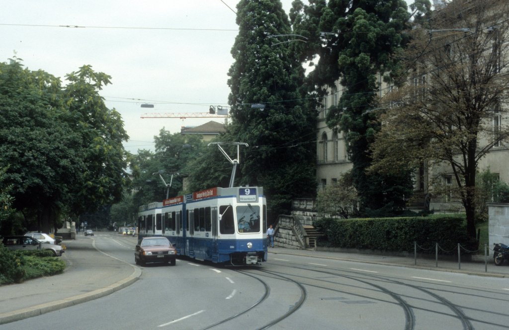 Zrich VBZ Tram 9 (Be 4/6 2064) Rmistrasse / Gloriastrasse im August 1986.