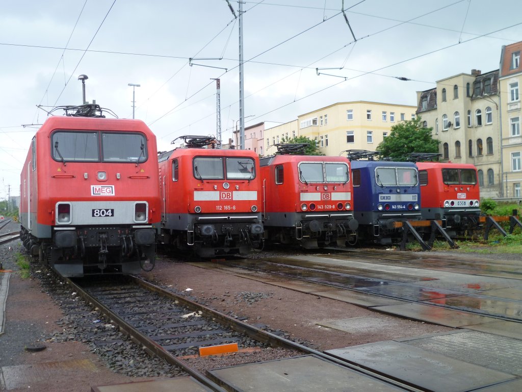 Zum BW Fest in Halle am 02.07.11 war auch Tag der offenen Tr in der DB Regio Werkstatt. Deshalb fand am Nachmittag eine Parade statt. Zu sehen waren 156 004, 112 165-2, 143 929-8, 143 554-4 und 143 344-0 (MEG 605).

