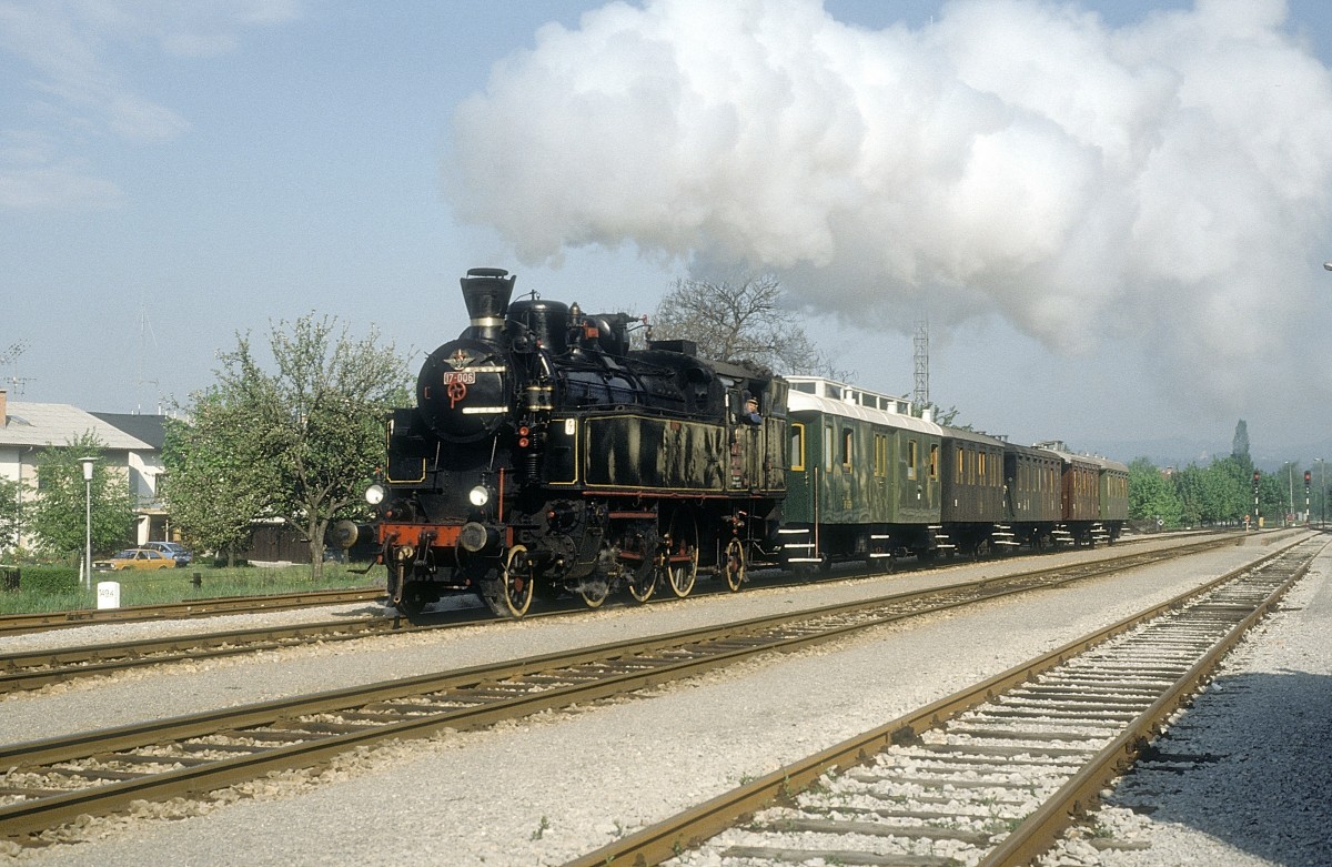  17 006  Rakovnik  03.05.89