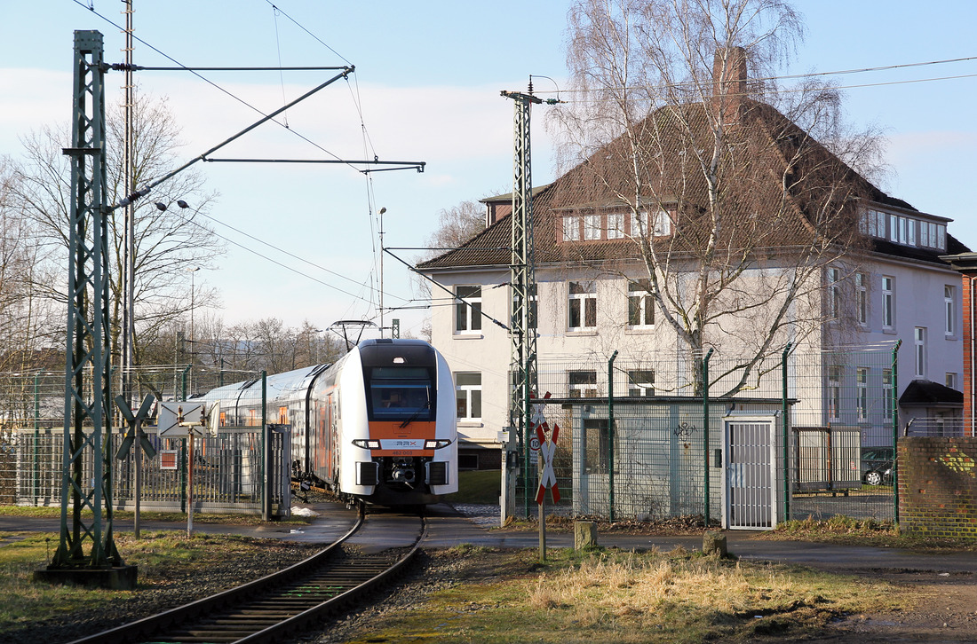  Der für Abellio bestimmte RRX-Triebzug 462 003 am 5. März 2008 den Mindener Standort von DB Systemtechnik.