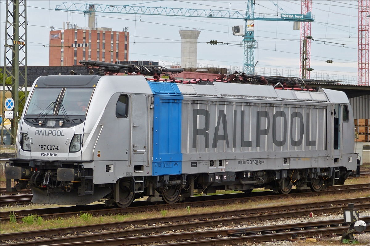. In Basel Badischer Bahnhof war am 04.09.2017 die Bombardier Lok 187 007-0 (9180 6187 007-0D) von Railpool abgestellt. (Hans)