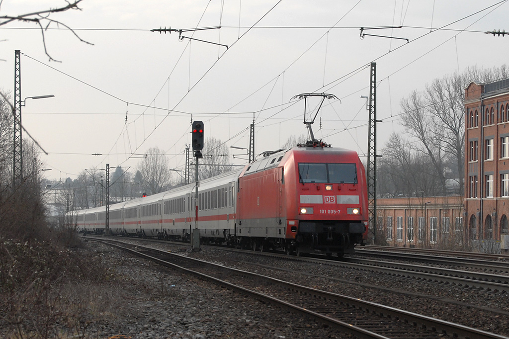 06.03.2018 Eislingen Bahnhof 101 005-7