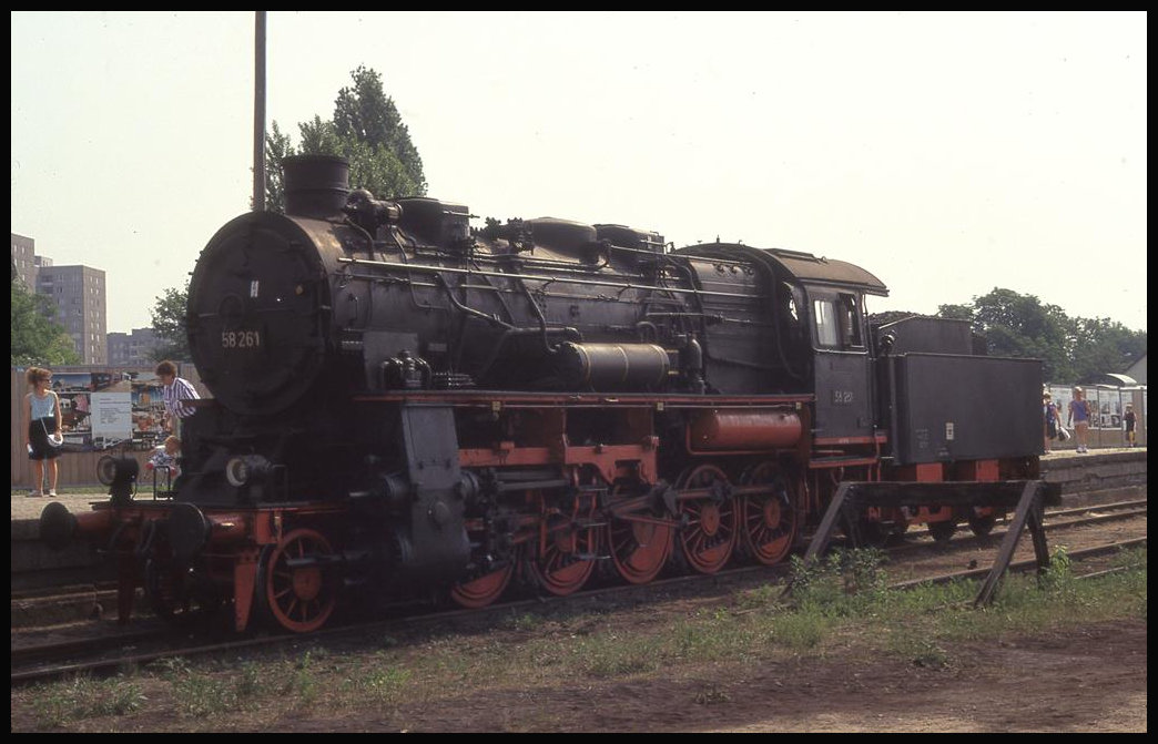 1000 Jahr Feier der Stadt Potsdam am 20.5.1993: 58261 in der Fahrzeugschau