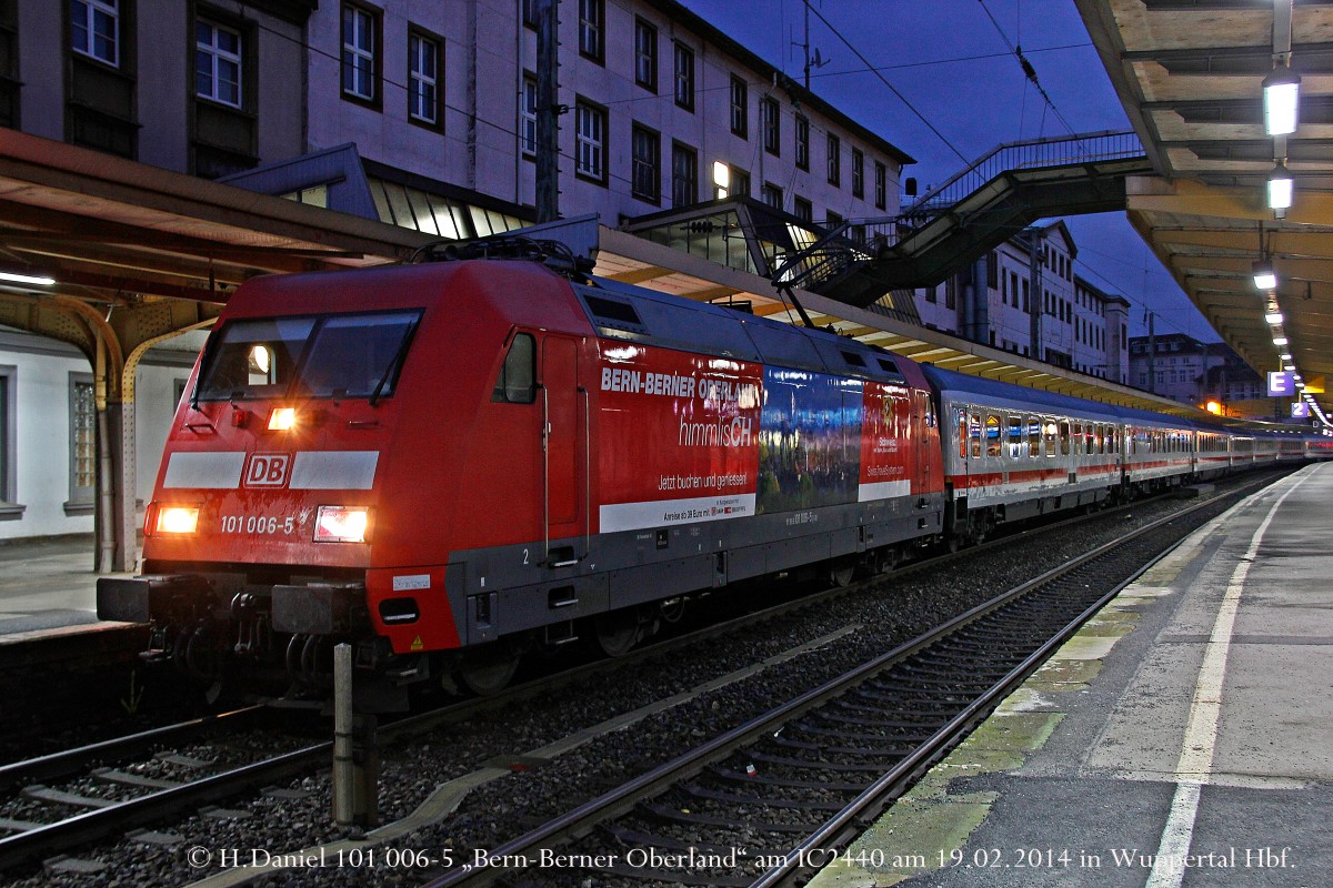 101 006-5  Bern-Berner Oberland  am IC2440 (Dresden-Köln) am 19.02.2014 in Wuppertal Hbf.
