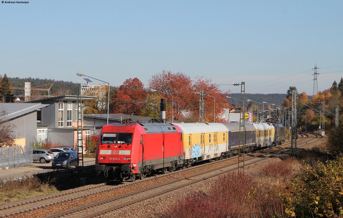 101 040-4 und 182 530-6 mit dem ST 92130 (St.Georgen(Schwarzw)-Hausach) bei St.Georgen 7.11.18 