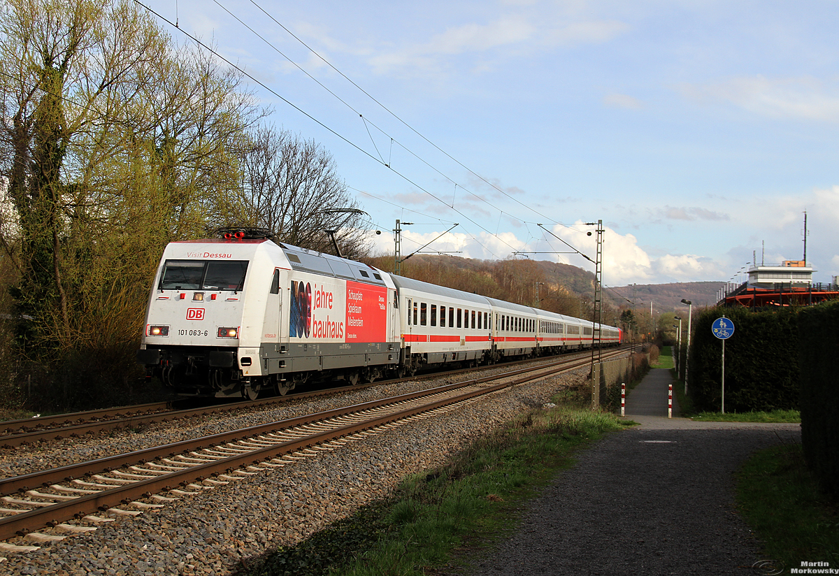 101 063 am IC2026 in BN-Limperich am 17.03.2019