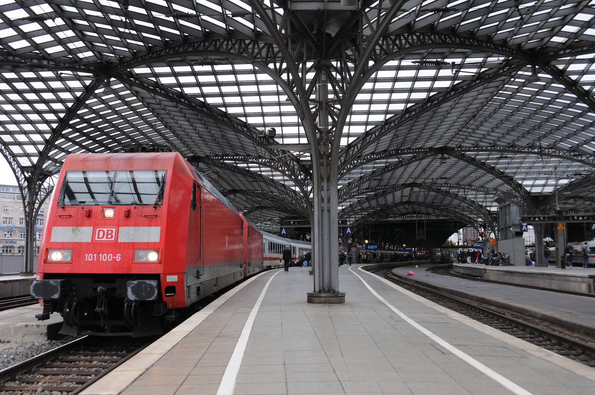 101 100 + 101 138 @ Köln Hbf am 08.09.2017.