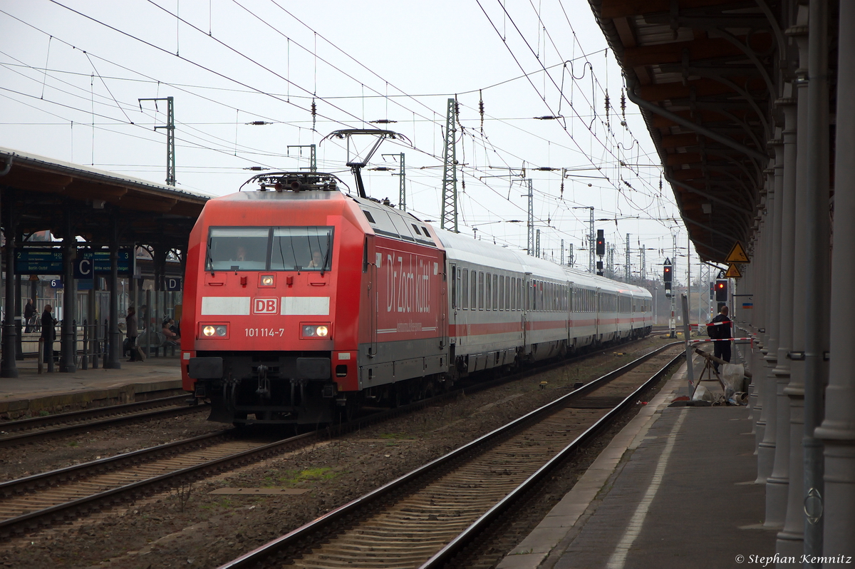 101 114-7  D`r Zoch kütt!  mit dem IC 2440 von Dresden Hbf nach Köln Hbf, wurde über Stendal umgeleitet. 24.03.2015