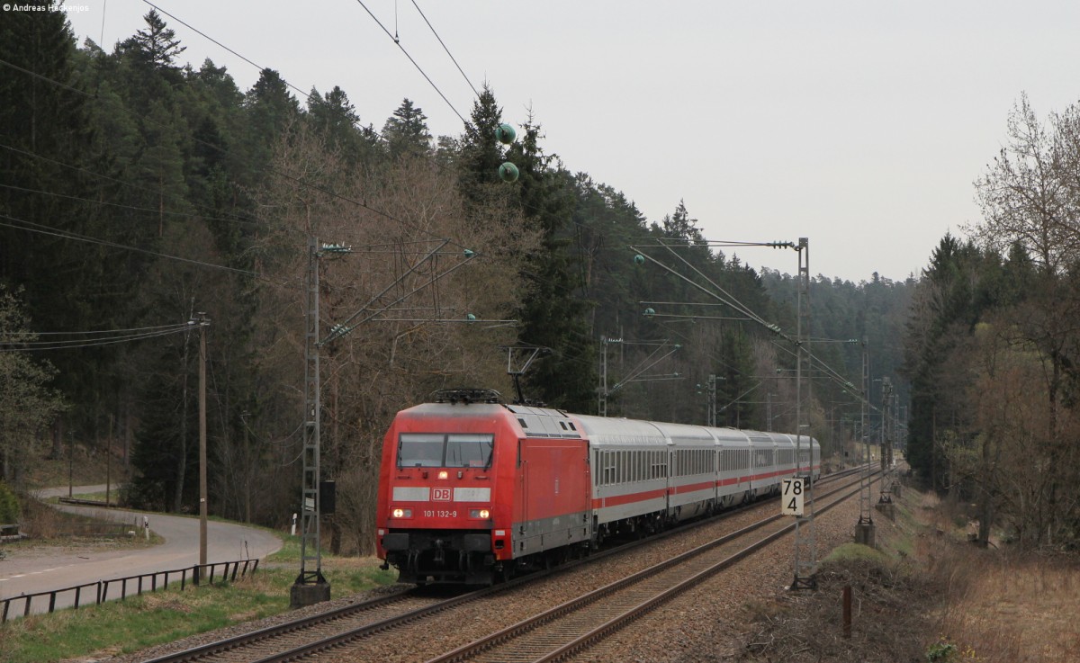 101 132-9 mit dem LPF 87118 (Konstanz Karlsruhe Hbf) im Groppertal 4.4.14