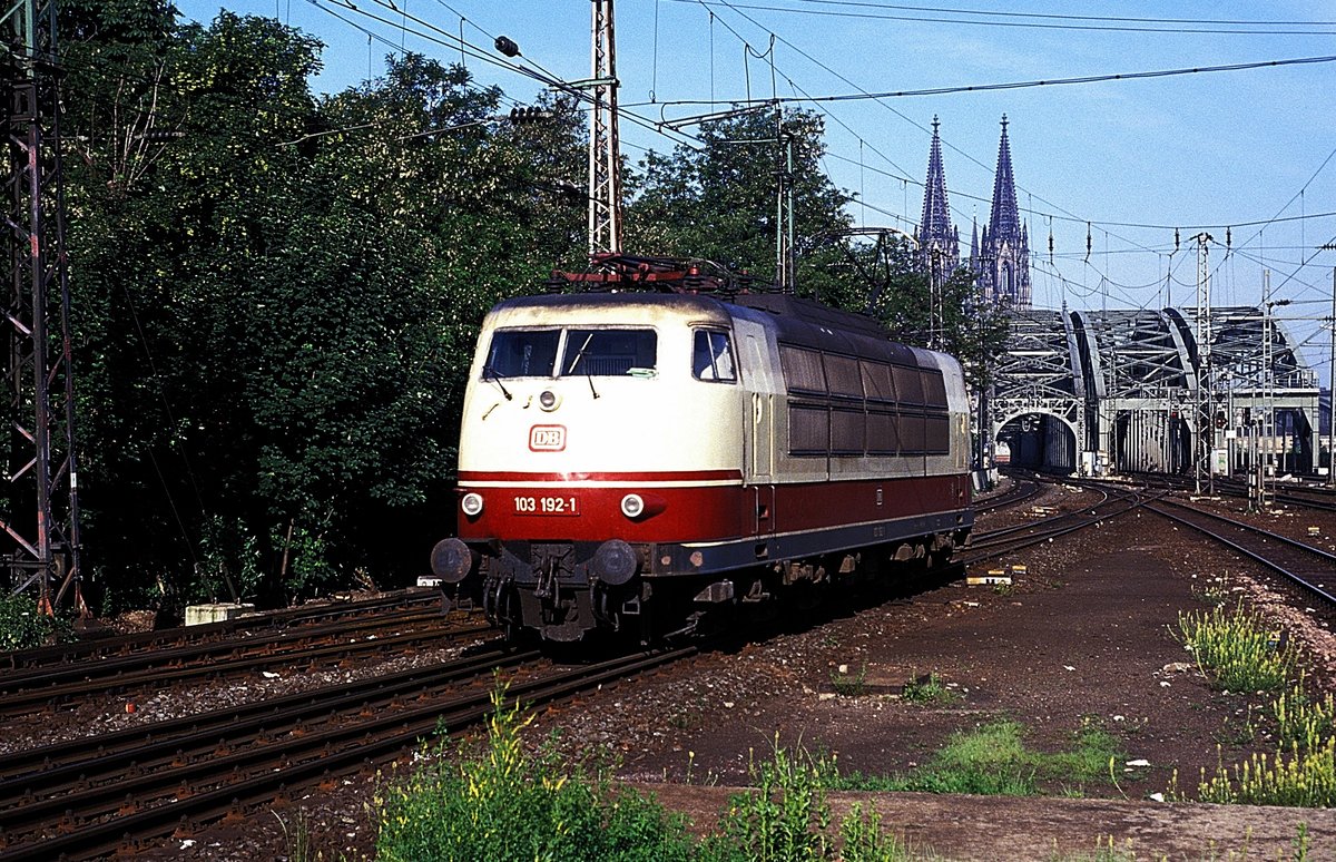 103 192  Köln - Deutz  24.05.93