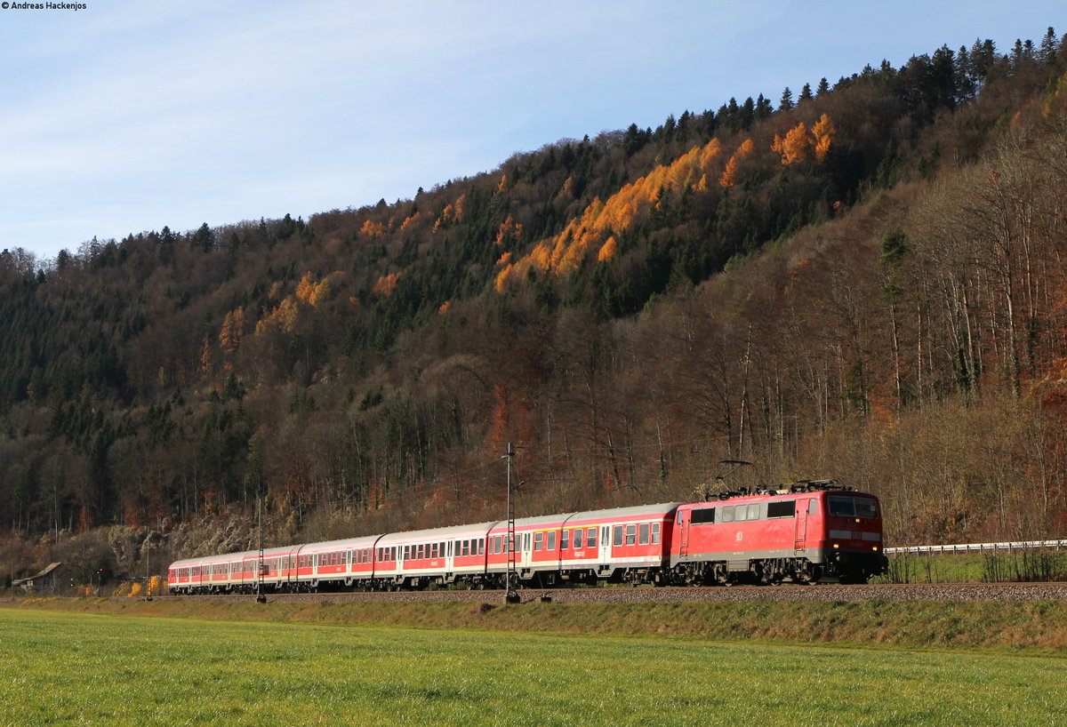 111 097-2 mit dem RE 19036 (Singen(Htw)-Stuttgart Hbf) bei Sulz 20.11.16