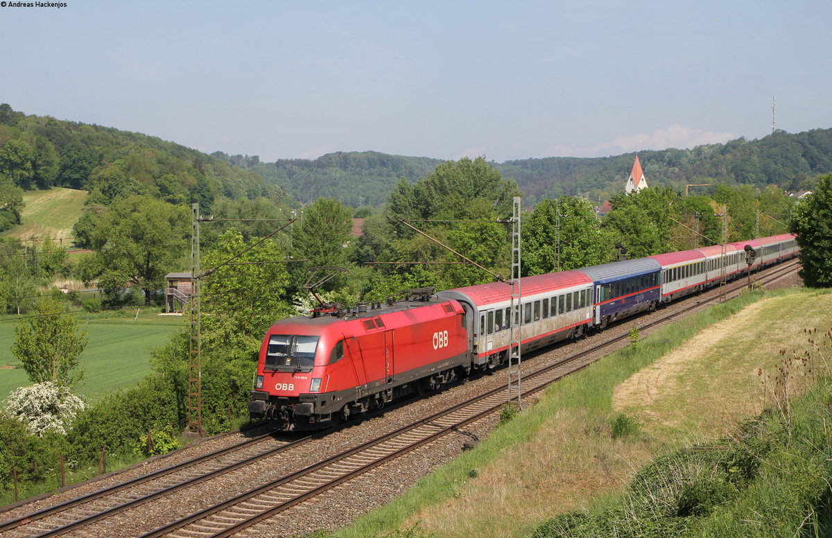 1116 059 und 1116 101 mit dem EC 113 (Frankfurt(Main)Hbf-Klagenfurt Hbf) bei Lonsee 12.5.18