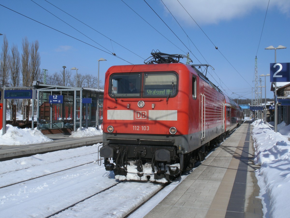 112 103,am 24.März 2013,mit dem RE nach Stralsund in Bergen/Rügen.