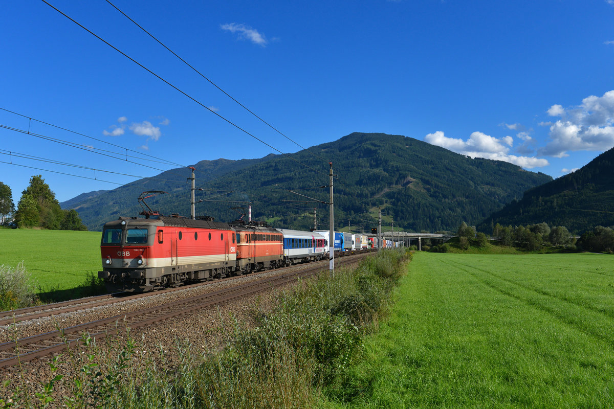 1144 235 + 1142 575 mit einer ROLA am 04.09.2017 bei Trieben. 