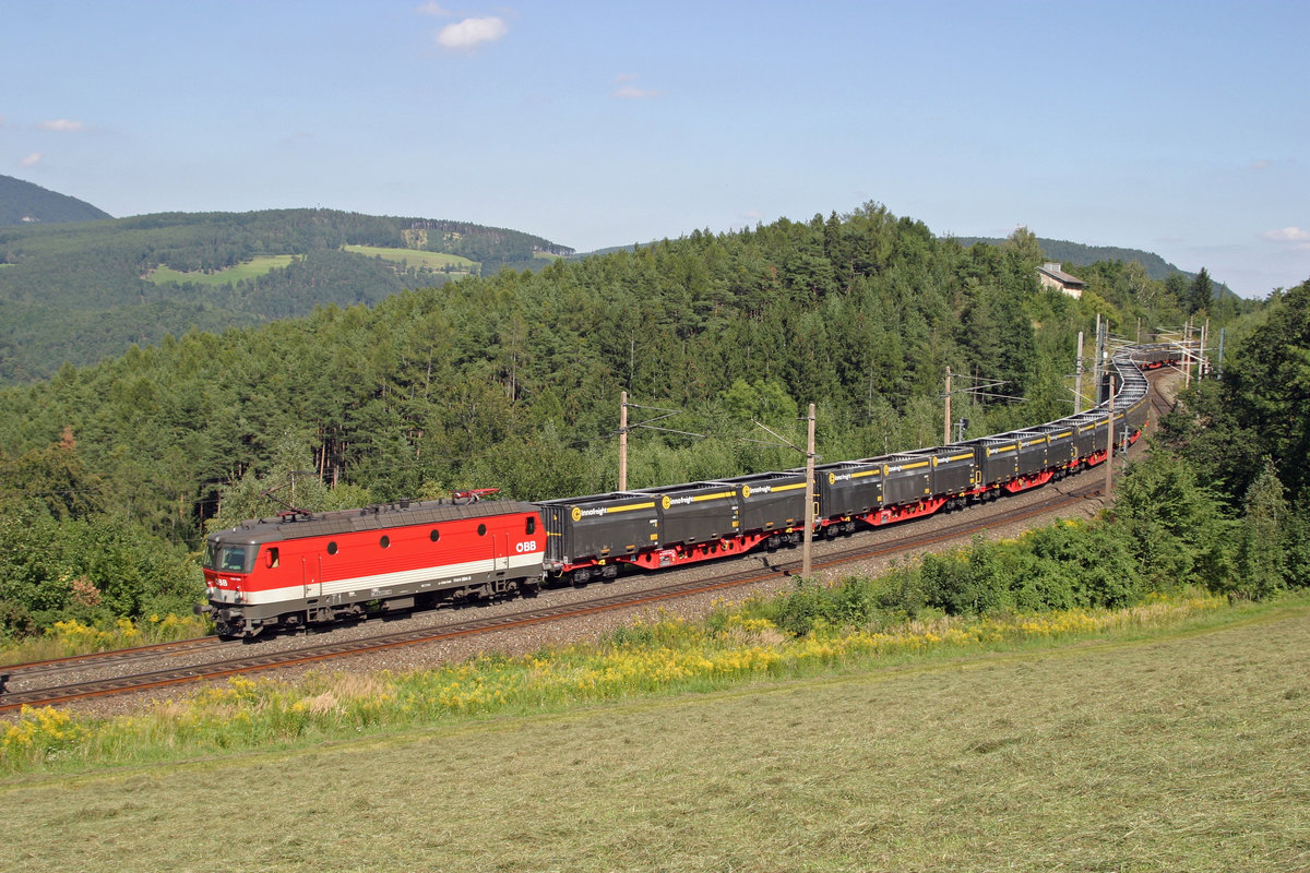 1144.094 rollt mit GAG-47046 bei der Steinbauer-Wiese am Eichberg talwärts. 25.8.16