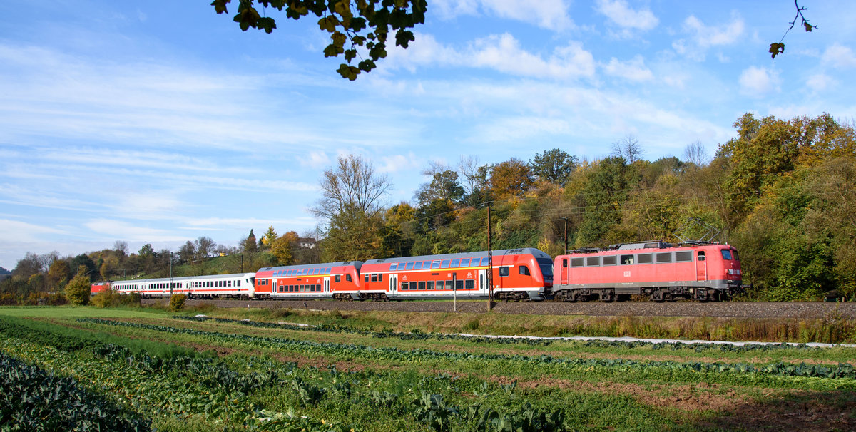 115 198 mit dem PBZ 2461 nach München-Pasing bei Reichenbach an der Fils.(21.10.2017).