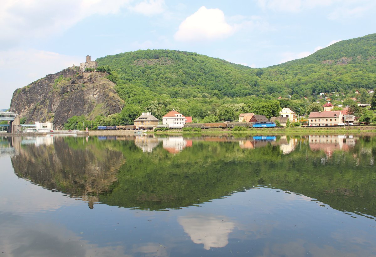 130 016-9 zu sehen am 26.05.16 in Ústí nad Labem-Střekov.