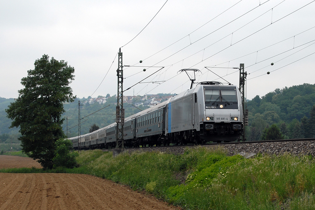 13.05.2018 Streckenabschnitt Uhingen 185 681-4